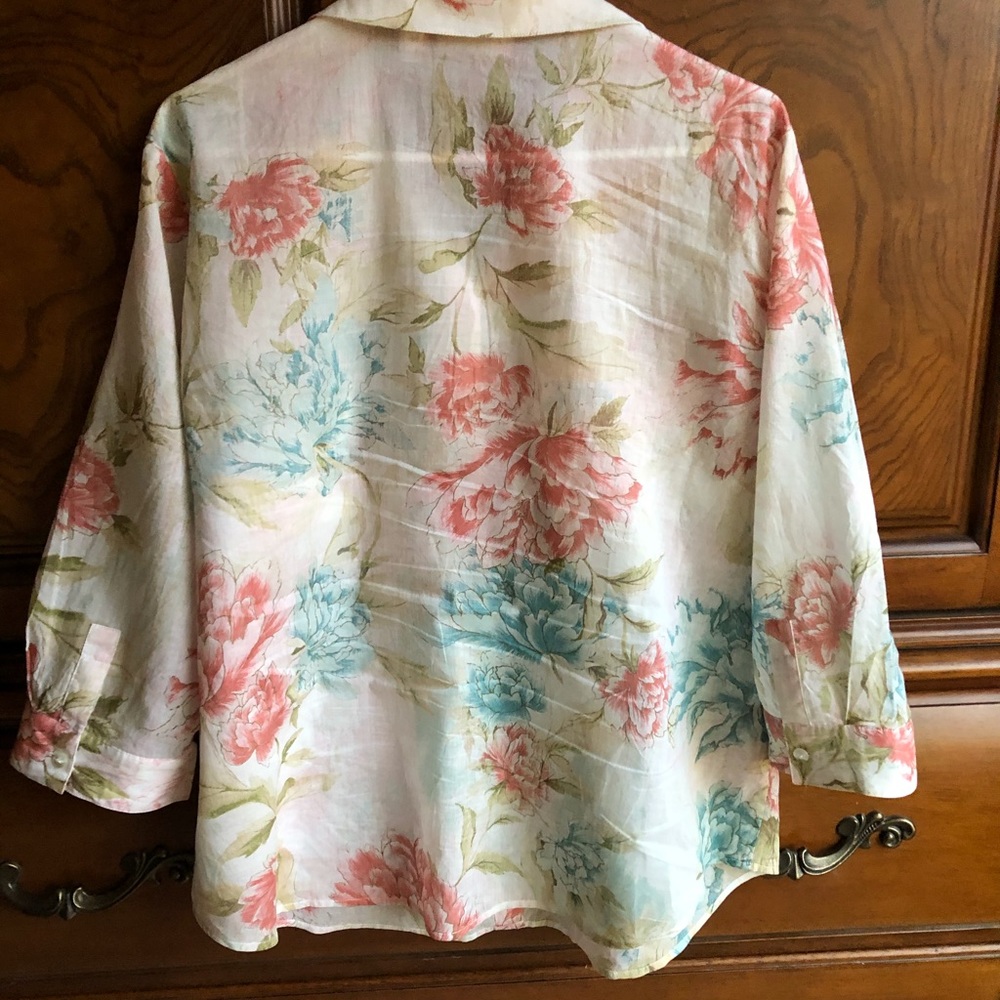 Chico’s Size 3 Misses 16/18 Floral Blouse - Picture 2 of 6